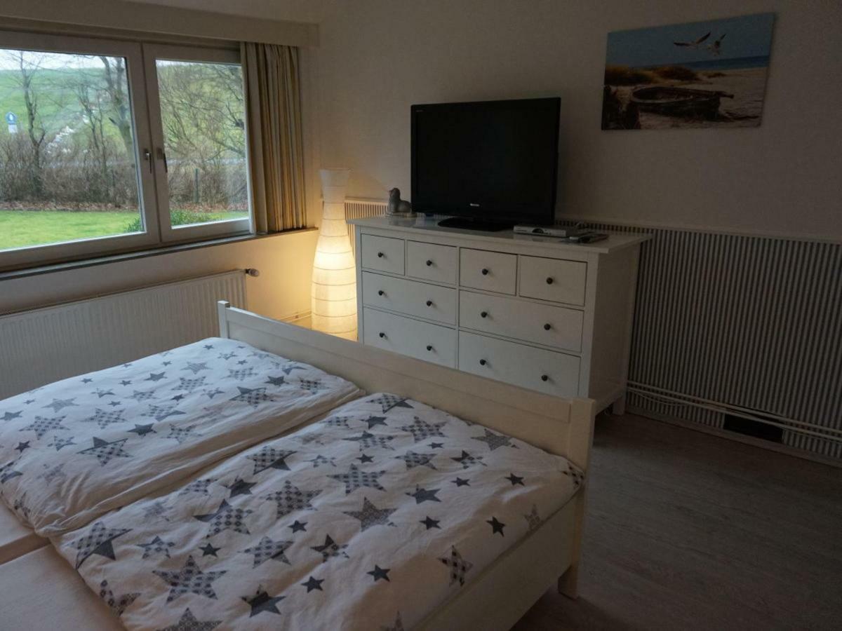 Ferienhaus "Achtern Diek" Villa Büsum Екстериор снимка